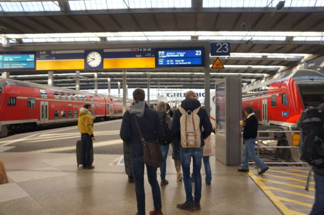 ドイツ鉄道（Deutche Bahn)に乗ってみました。　  ミュンヘン中央駅からローテンブルグまで